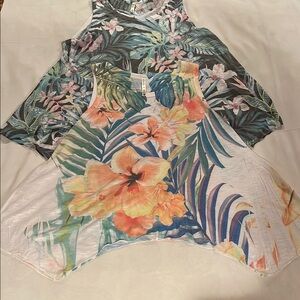 Pair of Tryst Tropical Tank Tops Black Size XL and White Size L EUC